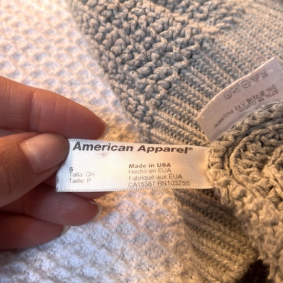 American Apparel knit sweater - Picture 3 of 4